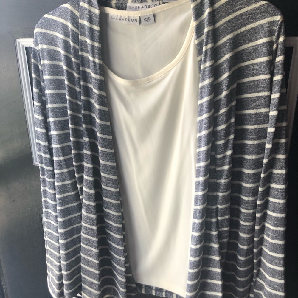 Sag Harbor Lightweight Sweater Set. Large